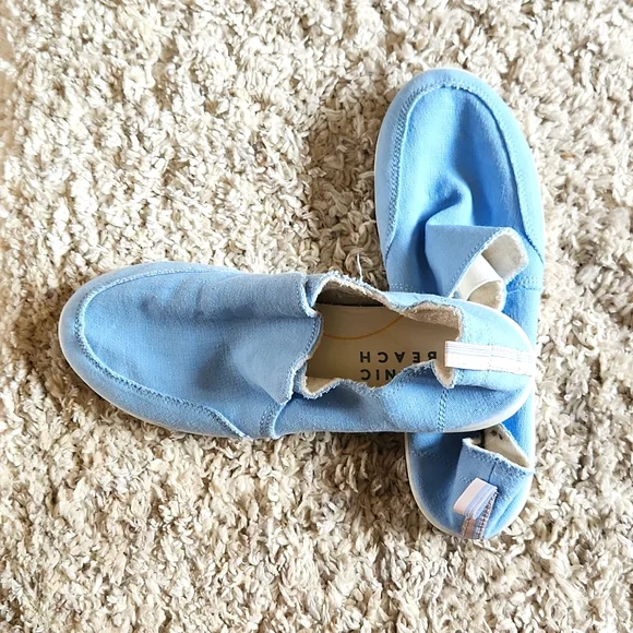 Vionic slip-ons - Picture 6 of 6